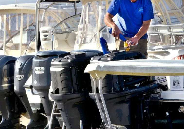 workshop technicians